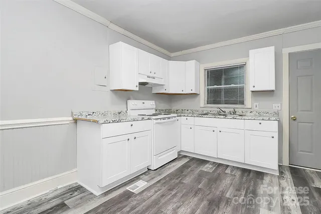 $1,295 | 2701 Watson Drive, Unit 2703, Charlotte, NC 28208