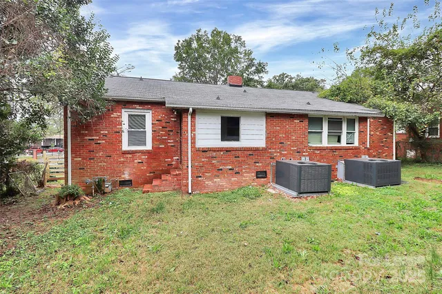 $1,295 | 2701 Watson Drive, Unit 2703, Charlotte, NC 28208