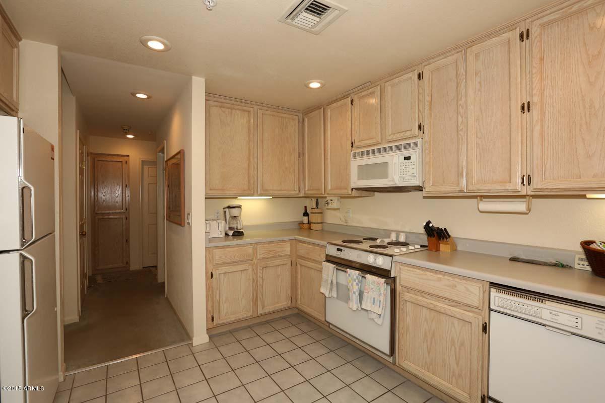 7222 East Gainey Ranch Road, Unit 123 Scottsdale, AZ 85258 - Photo 12 of 28 Kitchen-Range (2)