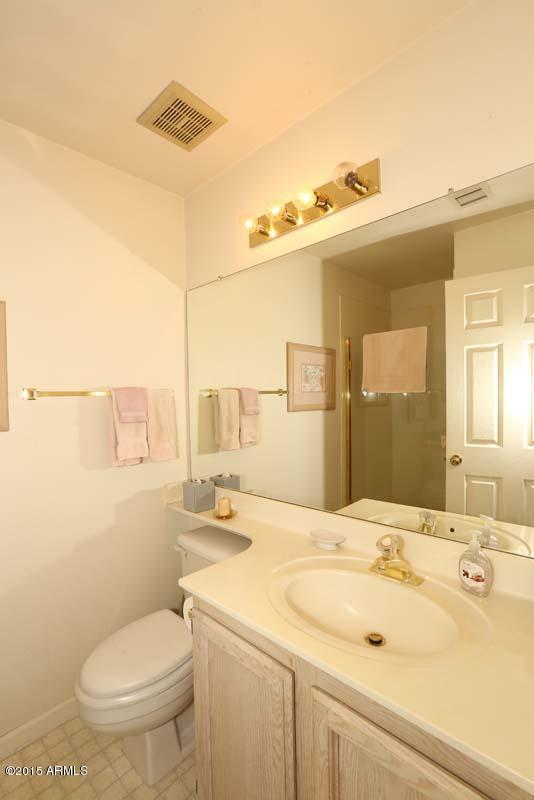 7222 East Gainey Ranch Road, Unit 123 Scottsdale, AZ 85258 - Photo 22 of 28 Hall Bath