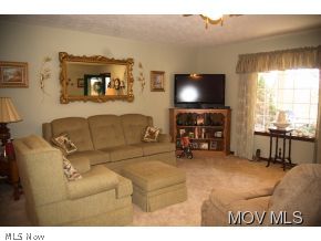 1277 North Dry Run Road Williamstown, WV 26187 - Photo 3 of 10 Gallery Image 3