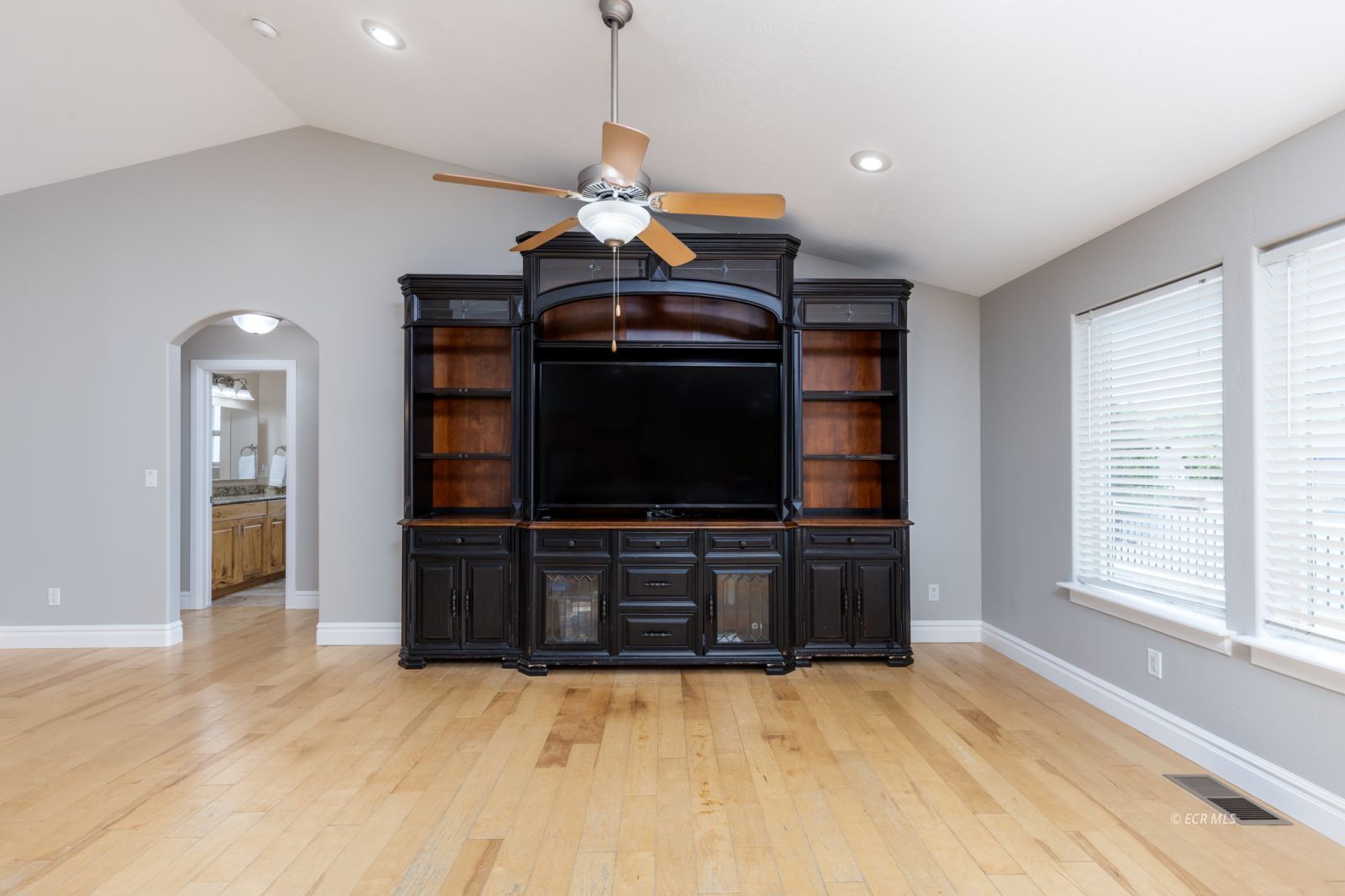 3735 Valley Ridge Avenue Elko, NV 89801 - Photo 8 of 31