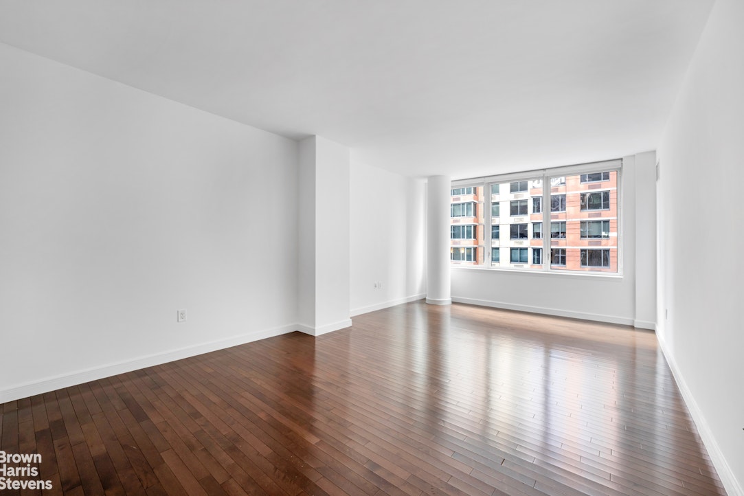 225 East 34th Street, Unit 5I Manhattan, NY 10016 - Photo 1 of 8