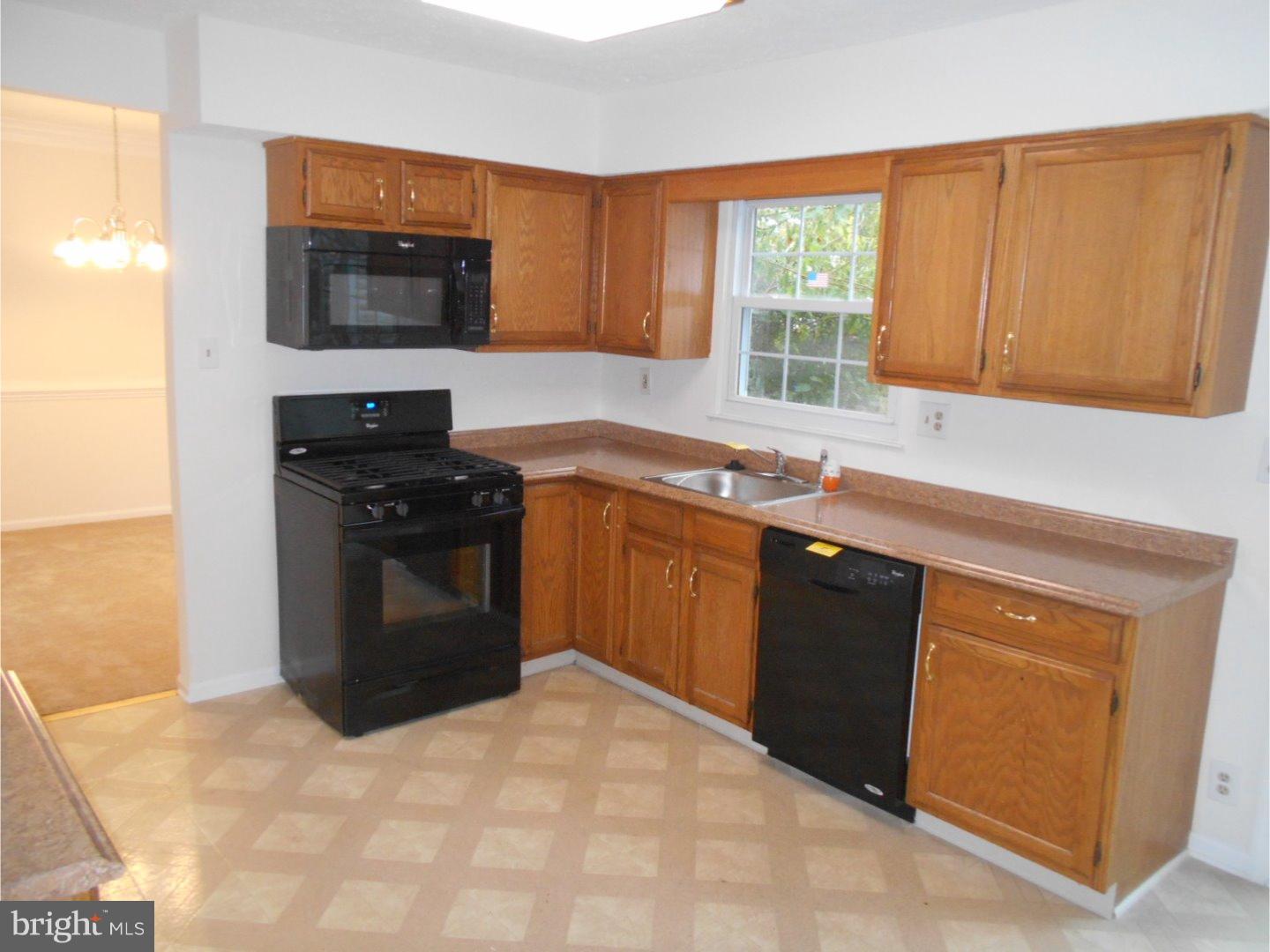 77 Lomond Road Williamstown, NJ 08094 - Photo 12 of 25 Gallery Image 12
