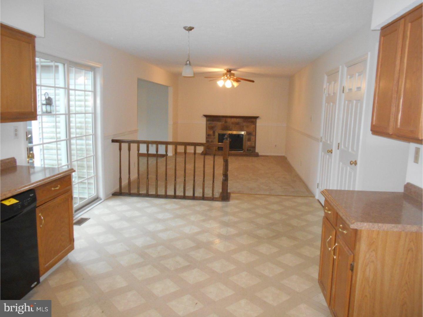 77 Lomond Road Williamstown, NJ 08094 - Photo 13 of 25 Gallery Image 13