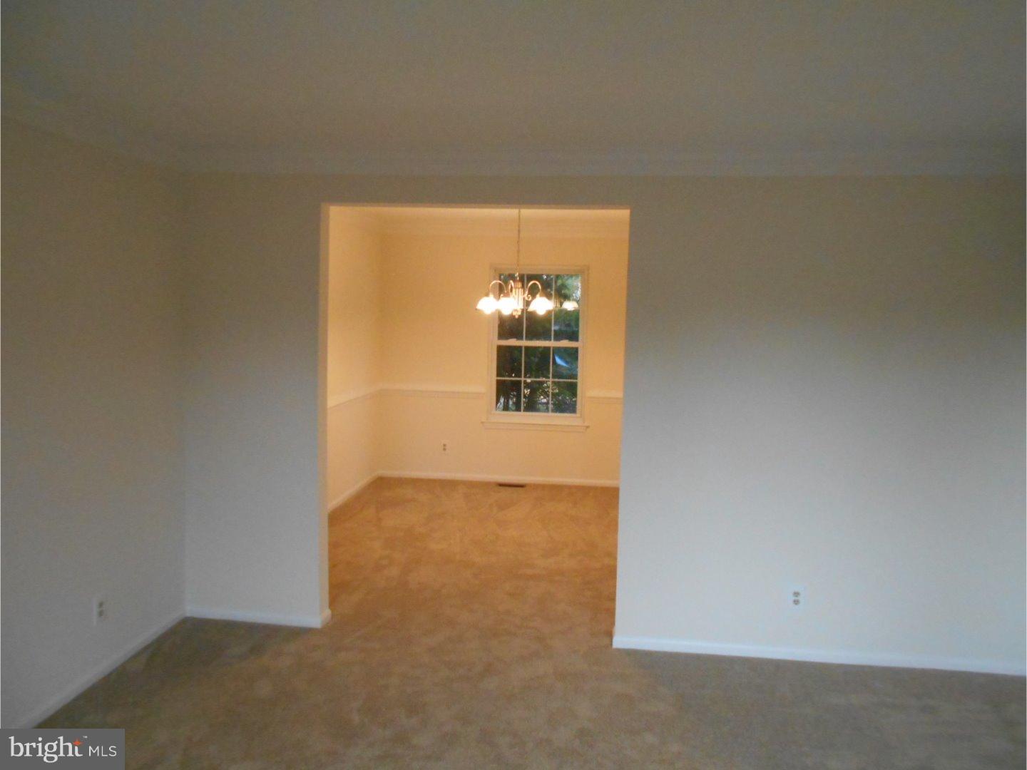 77 Lomond Road Williamstown, NJ 08094 - Photo 8 of 25 Gallery Image 8