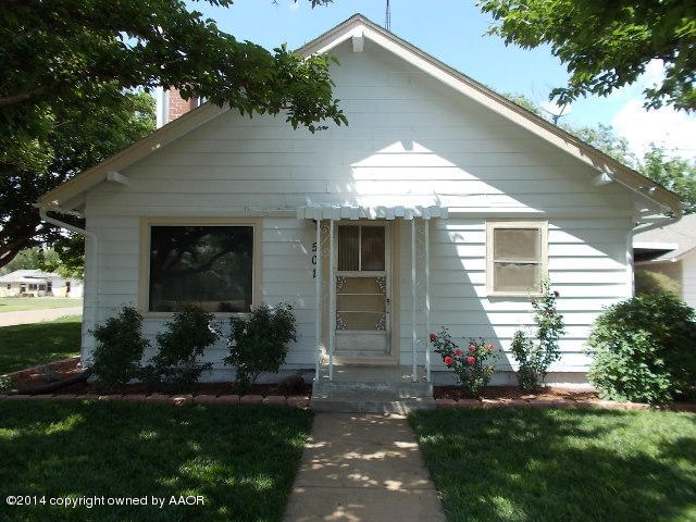 501 2nd Street Groom, TX 79039 - Photo 2 of 19 a front view of a house with garden