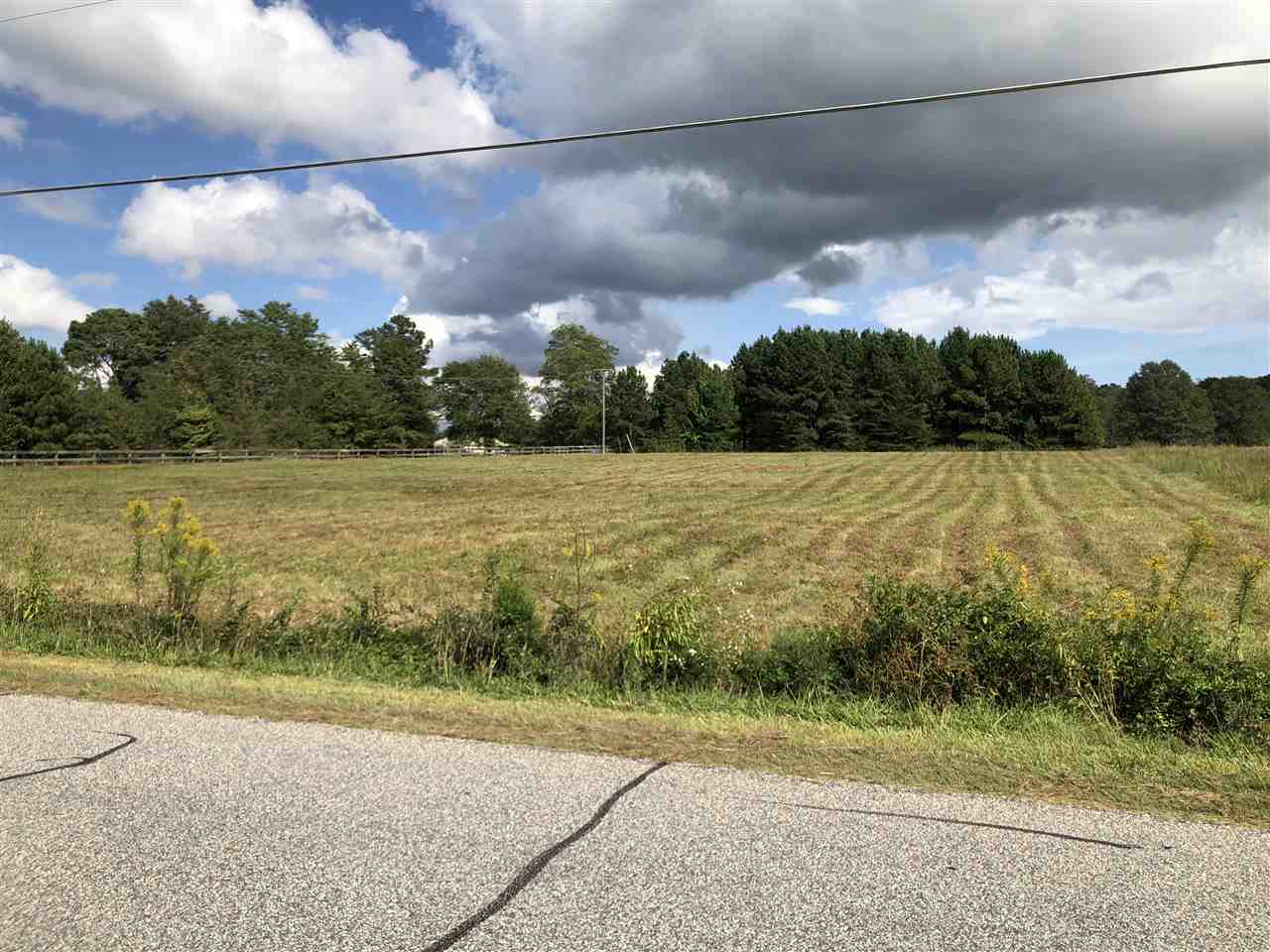 370 Gramling School Road Inman, SC 29349 - Photo 2 of 15