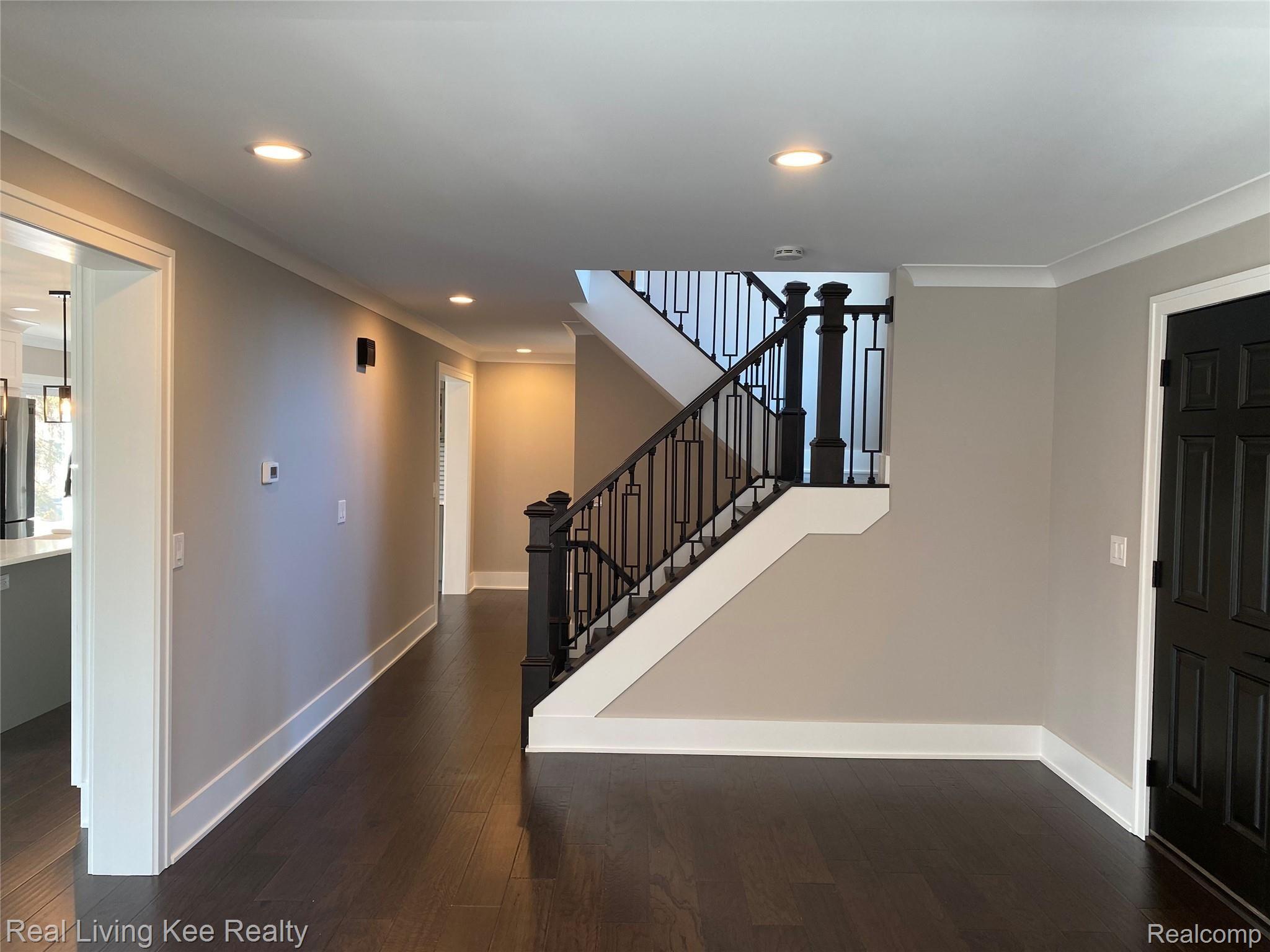 799 Snowmass Drive Rochester, MI 48309 - Photo 15 of 61 IMG-8075.jpg