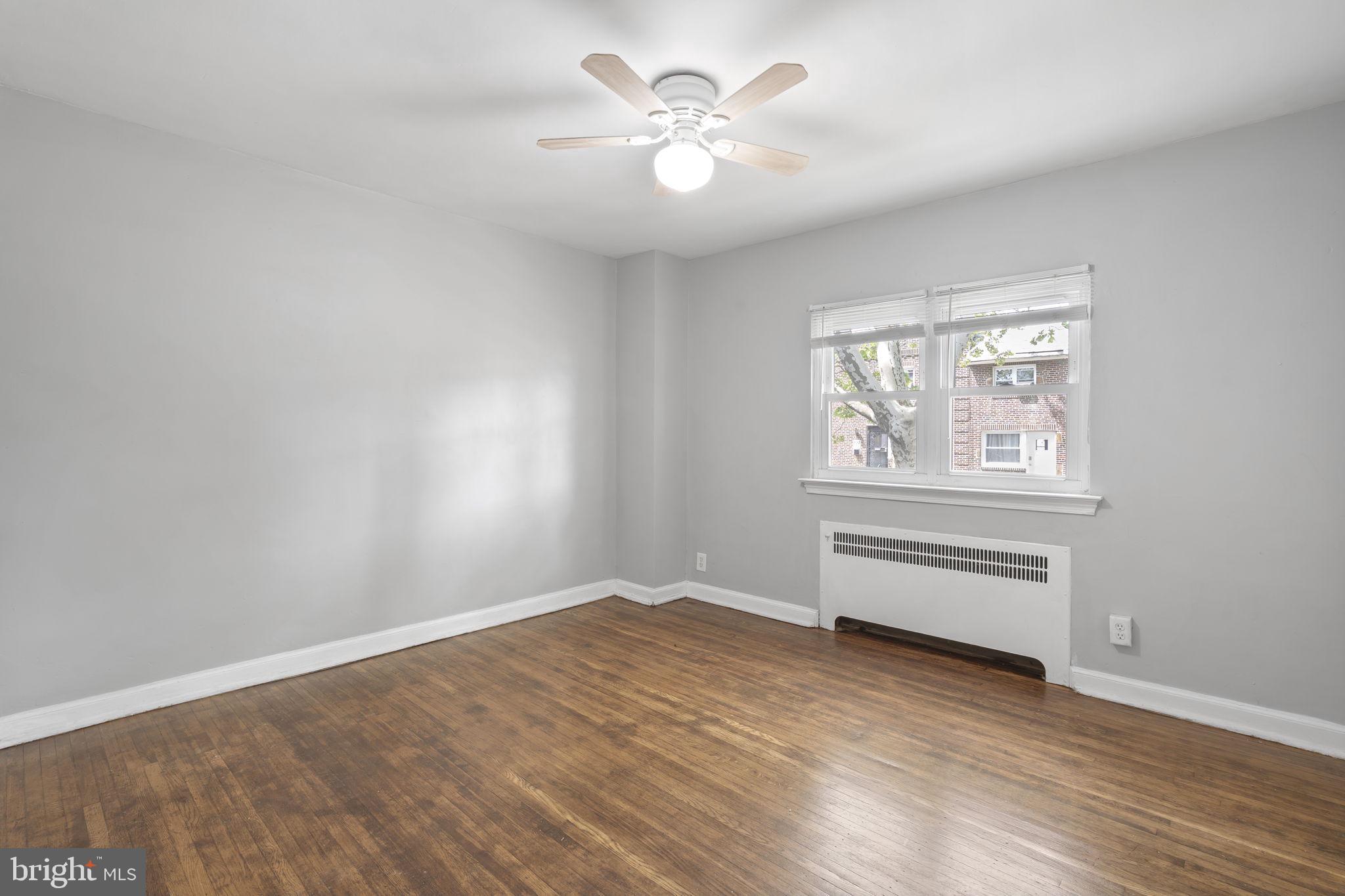 585 Snowden Road Upper Darby, PA 19082 - Photo 17 of 27