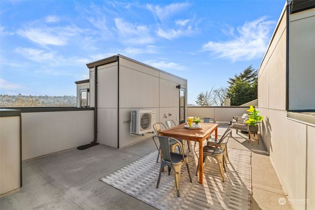 $850,000 | 2314 Thorndyke Avenue West, Unit D, Seattle, WA 98199