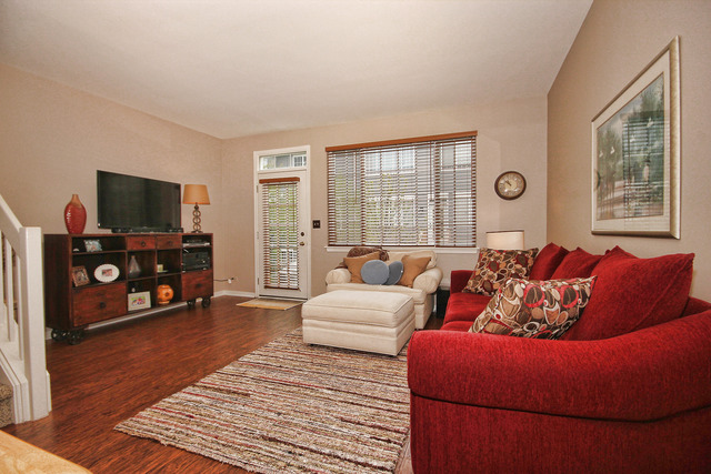 5618 Elizabeth Place Rolling Meadows, IL 60008 - Photo 6 of 22