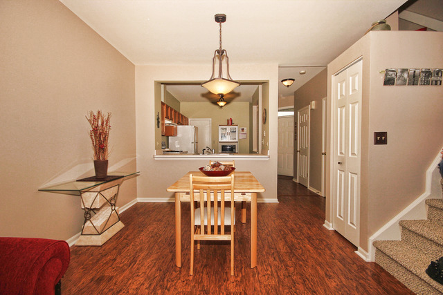 5618 Elizabeth Place Rolling Meadows, IL 60008 - Photo 7 of 22