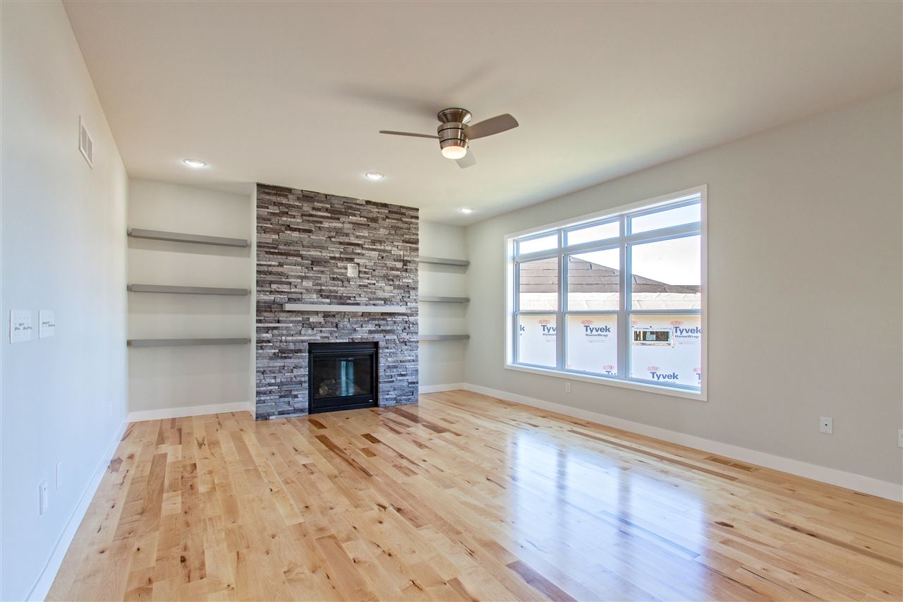 1004 Tipperary Road Iowa City, IA 52246 - Photo 11 of 46 Gallery Image 11