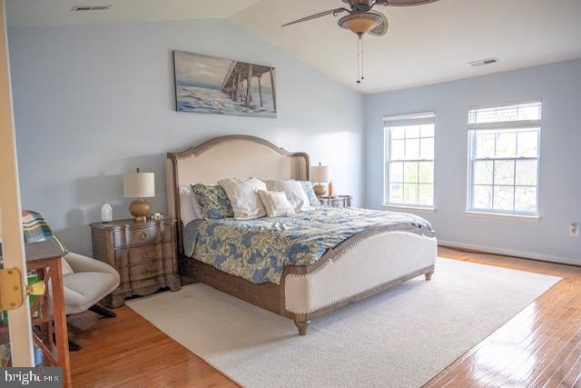 1214 Waterview Way Baltimore, MD 21221 - Photo 24 of 43 Master bedroom suite