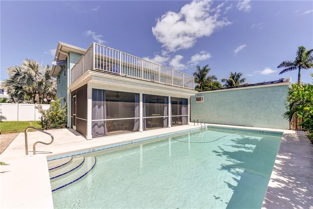 1034 Southeast Riverside Drive Stuart, FL 34996 - Photo 3 of 36 Gallery Image 3