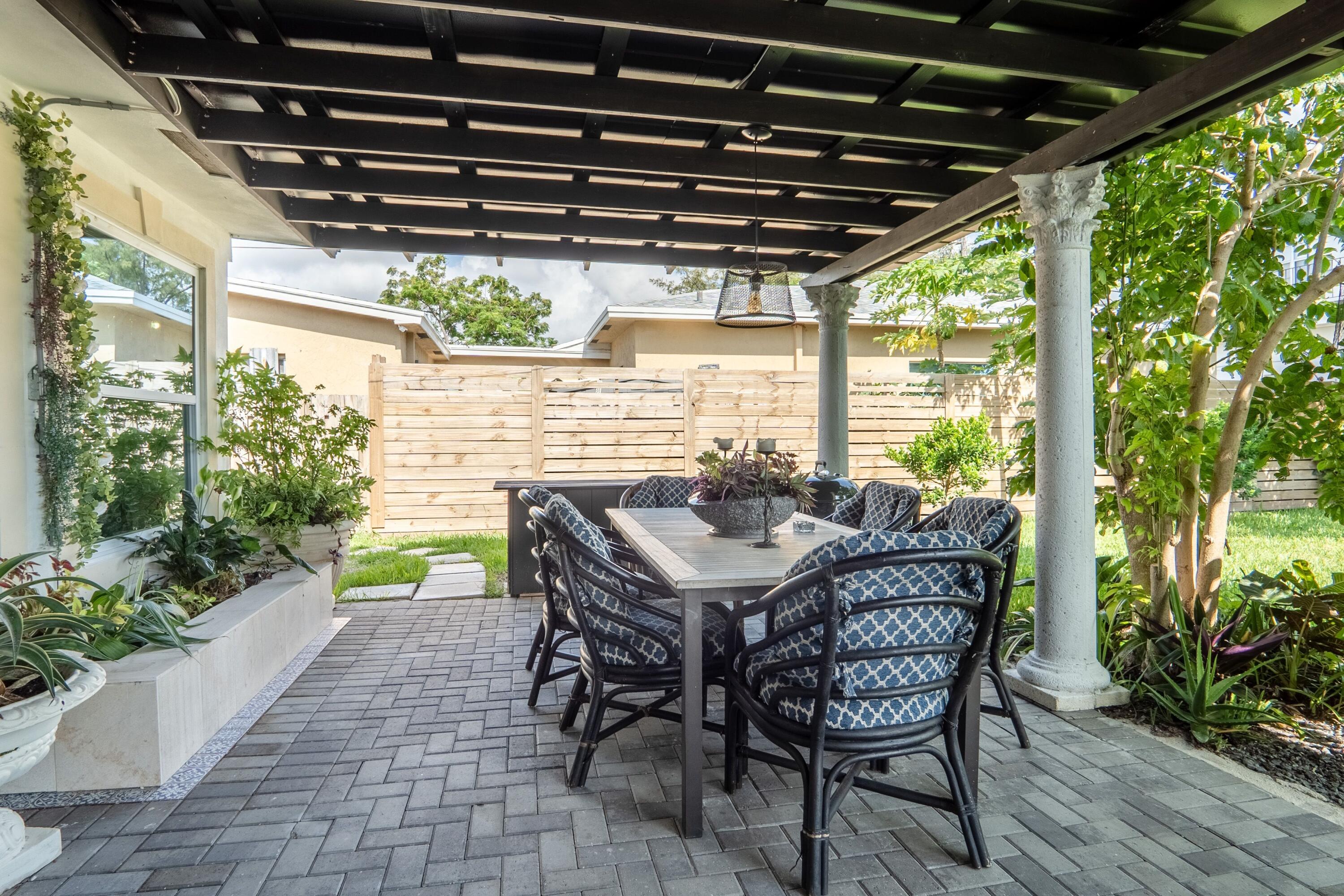 507 Minnesota Street Lantana, FL 33462 - Photo 21 of 28 pergola/dining