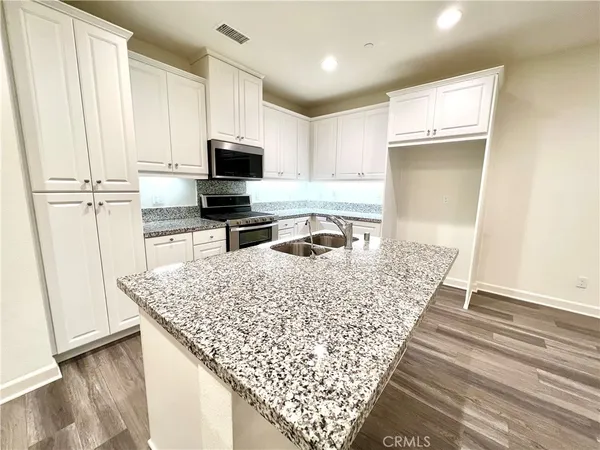 $3,400 | 3611 East Moonlight Street, Unit 34, Ontario, CA 91761