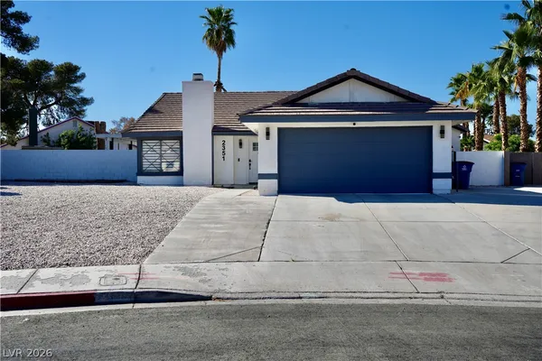 $560,000 | 2351 Valleywood Road, Henderson, NV 89014