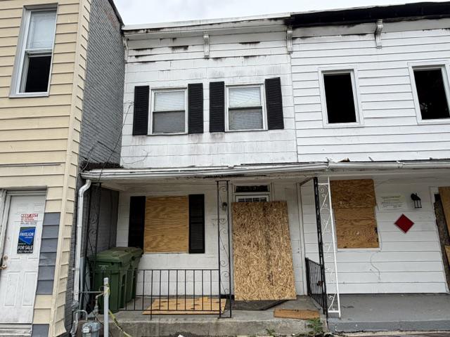150 Irving Street Baltimore, MD 21229 - Photo 1 of 19