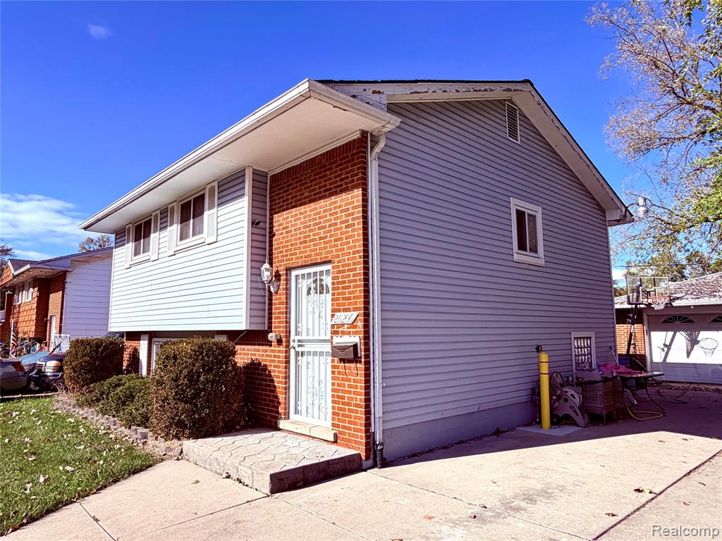 26206 Kitch Street Inkster, MI 48141 - Photo 7 of 21