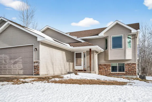 $434,900 | 25723 102nd 1/2 Street Northwest, Zimmerman, MN 55398