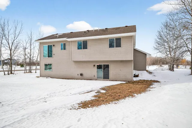 $424,900 | 25723 102nd 1/2 Street Northwest, Zimmerman, MN 55398
