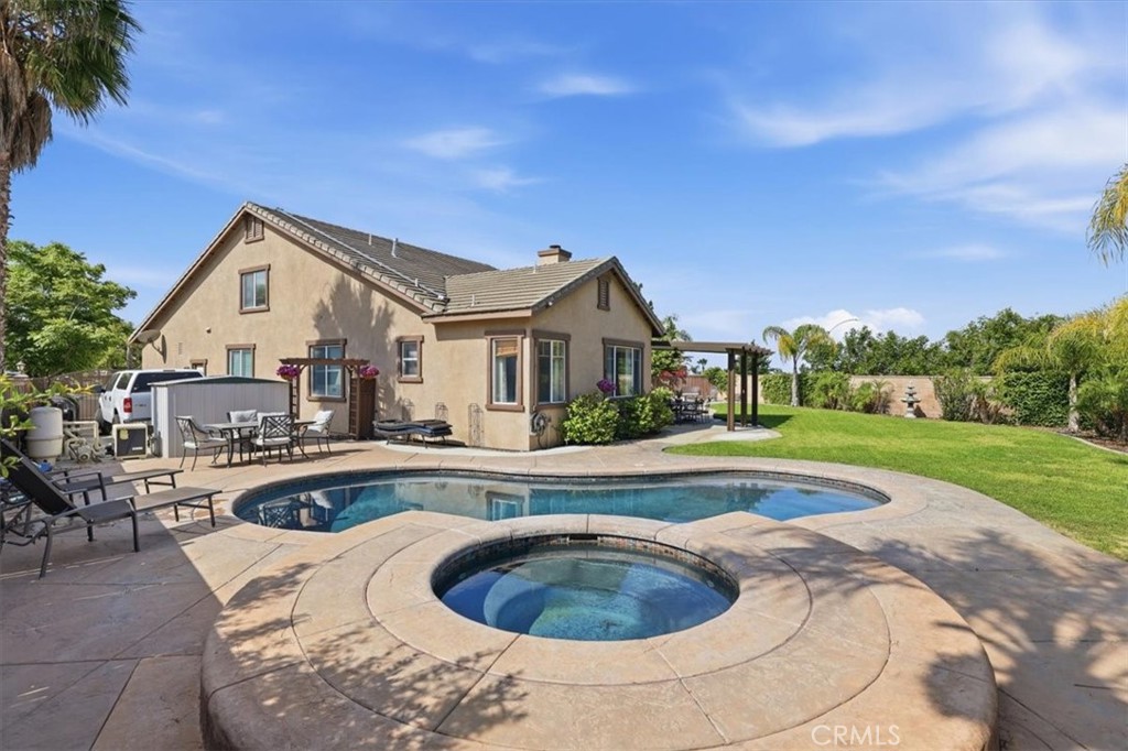 8509 Cabin Place Riverside, CA 92508 - Photo 43 of 67 Pool area can easily be separately fenced if you choose.