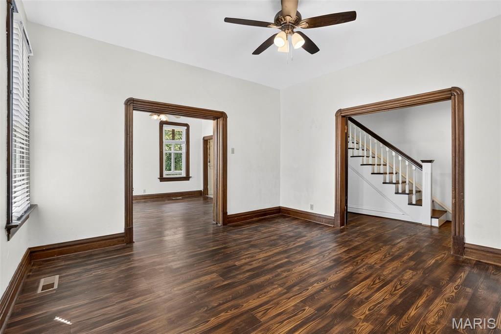 3405 Brown Road St. John, MO 63114 - Photo 7 of 27