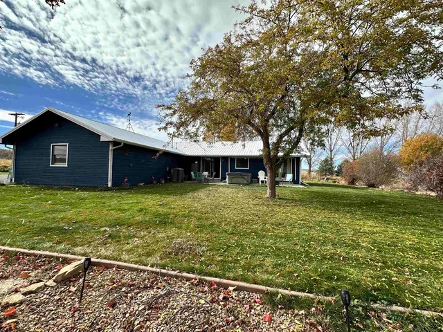 a house view with a outdoor space