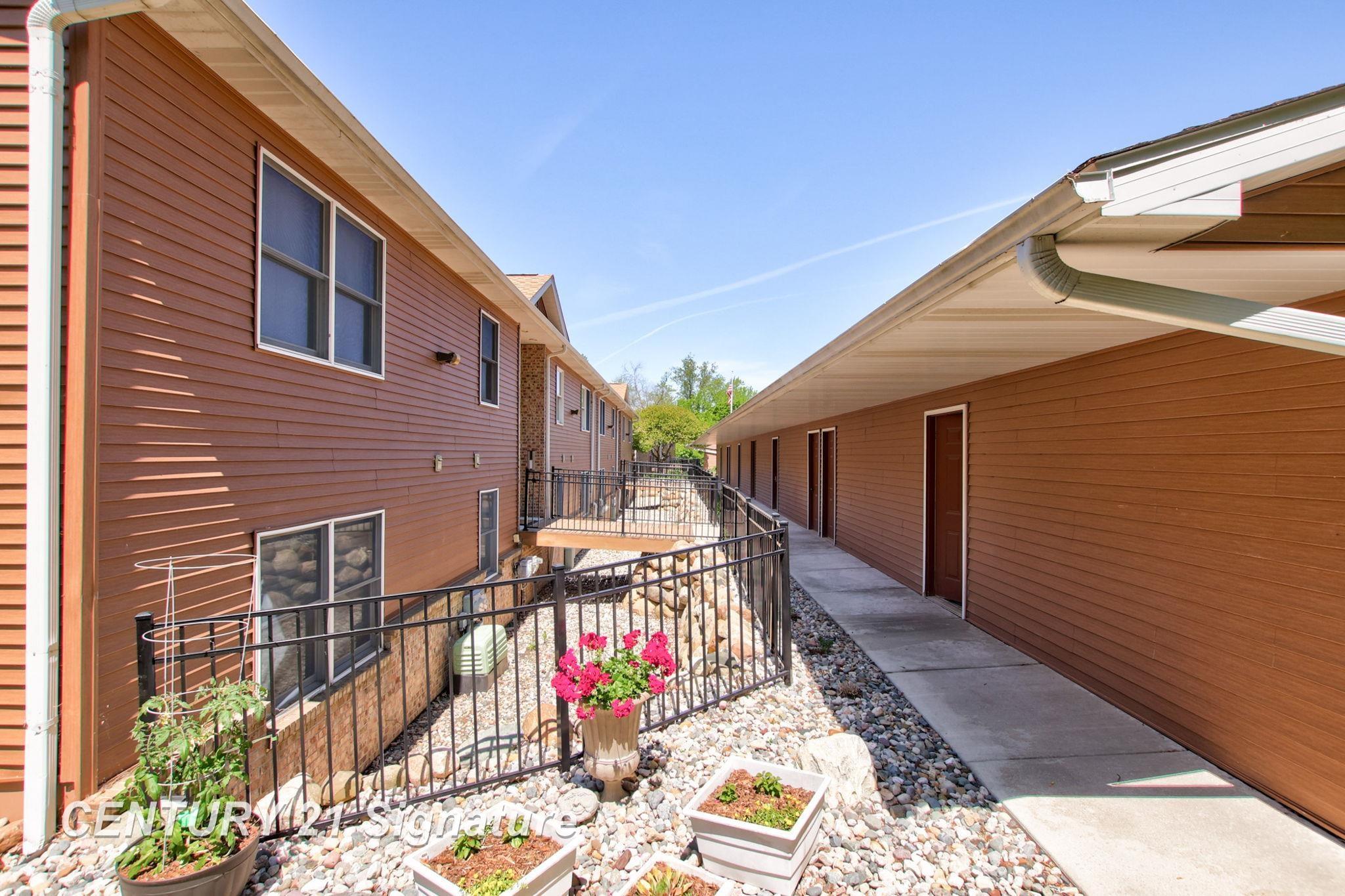 8221 Midland Road, Unit 8221 4 Freeland, MI 48623 - Photo 35 of 46 Gallery Image 35