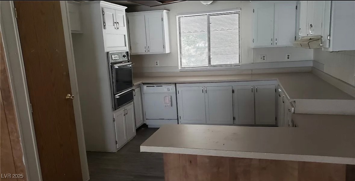 5533 Tres Piedras Road Las Vegas, NV 89122 - Photo 5 of 34