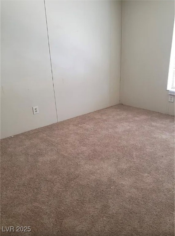 5533 Tres Piedras Road Las Vegas, NV 89122 - Photo 9 of 34