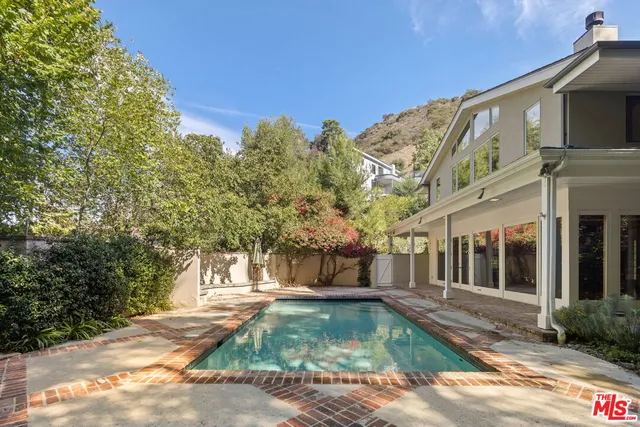 $21,995 | 7972 Mulholland Drive, Los Angeles, CA 90046