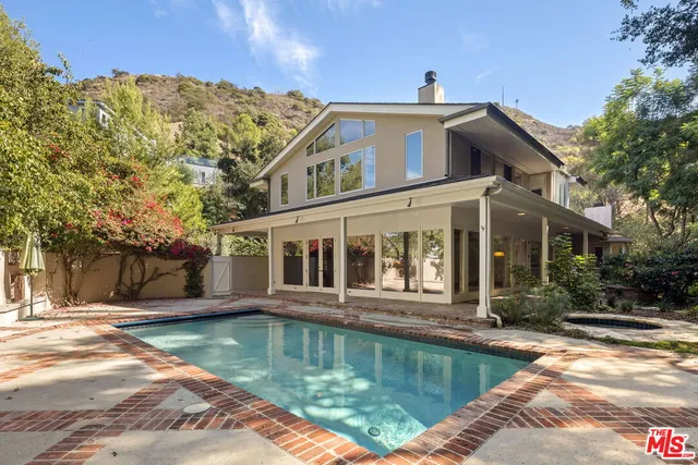 $21,995 | 7972 Mulholland Drive, Los Angeles, CA 90046