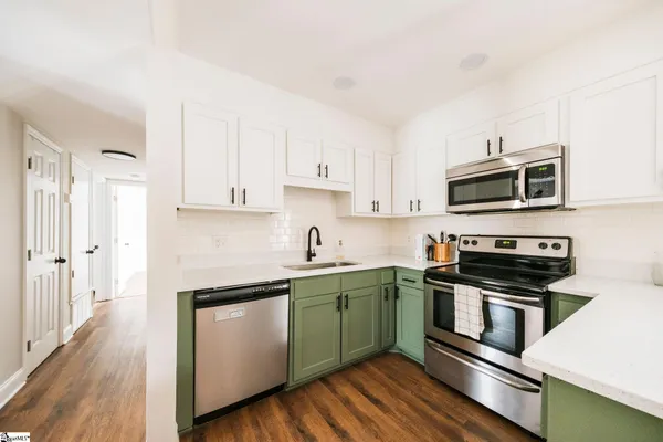 $325,000 | 103 Downing Place, Greer, SC 29650