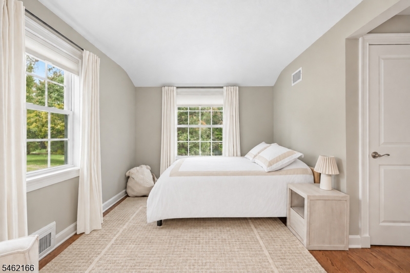 131 Woodland Road Madison, NJ 07940 - Photo 20 of 47 Gallery Image 20