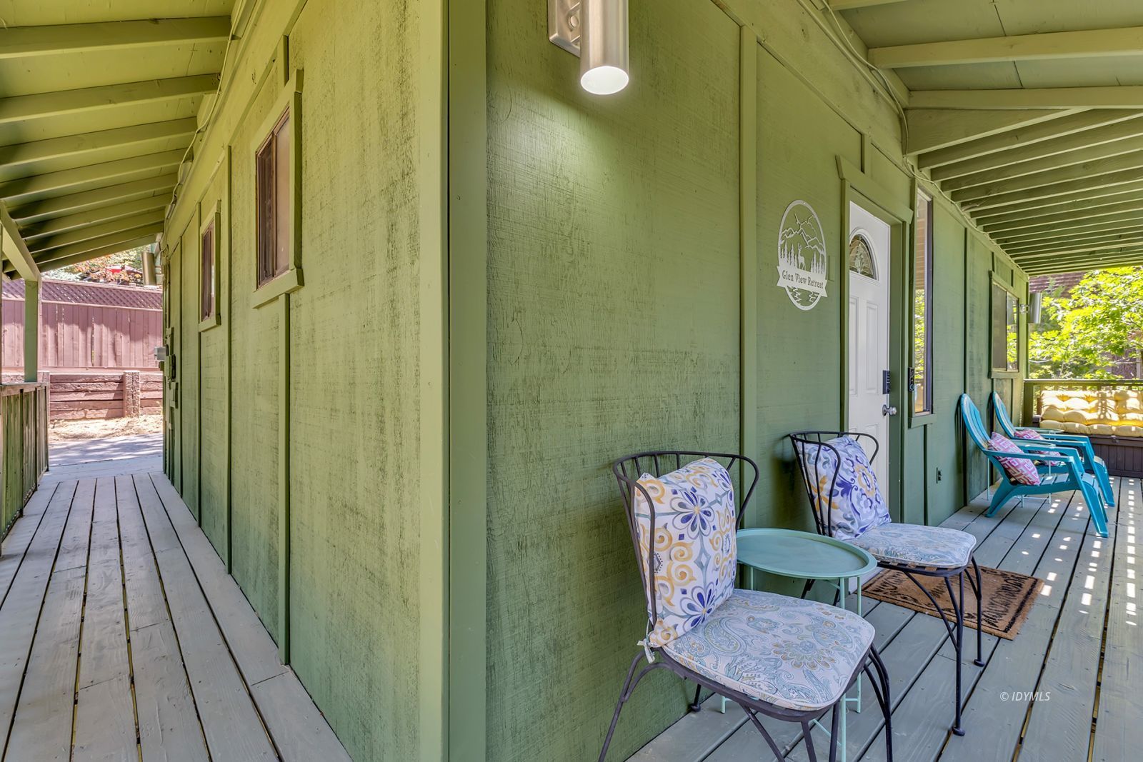 25595 Glen Road Idyllwild, CA 92549 - Photo 10 of 51 a balcony with chairs and a table
