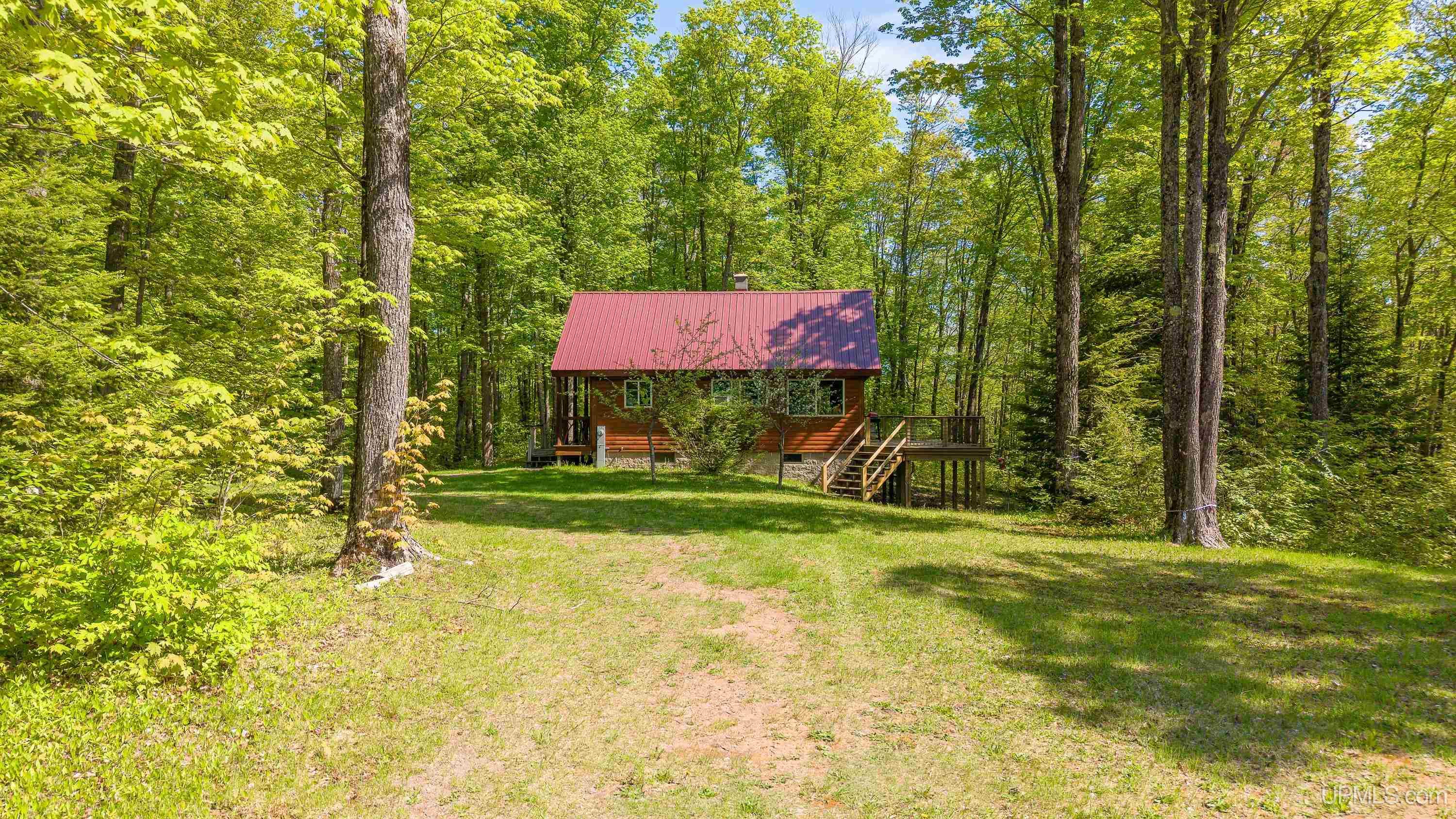 17904 Silver Road Lanse, MI 49946 - Photo 23 of 31