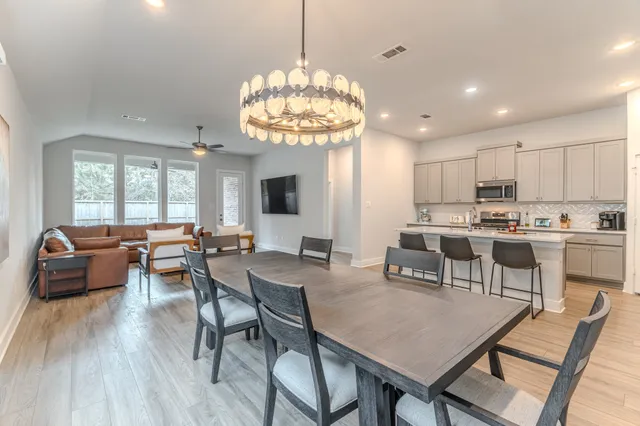 $415,000 | 933 Cortez Creek Drive, Conroe, TX 77304