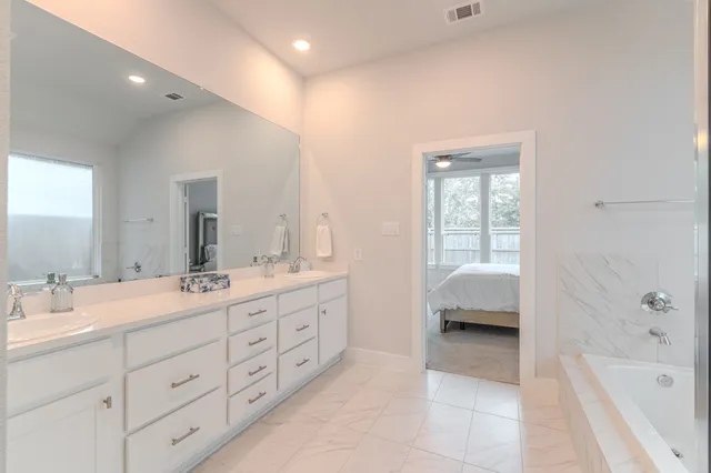 $415,000 | 933 Cortez Creek Drive, Conroe, TX 77304