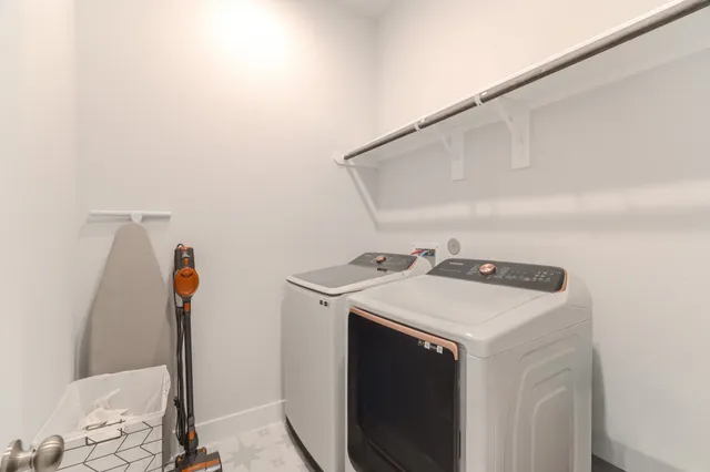 $415,000 | 933 Cortez Creek Drive, Conroe, TX 77304