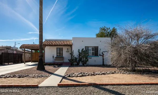 $2,400 | 2620 East Lee Street, Tucson, AZ 85716