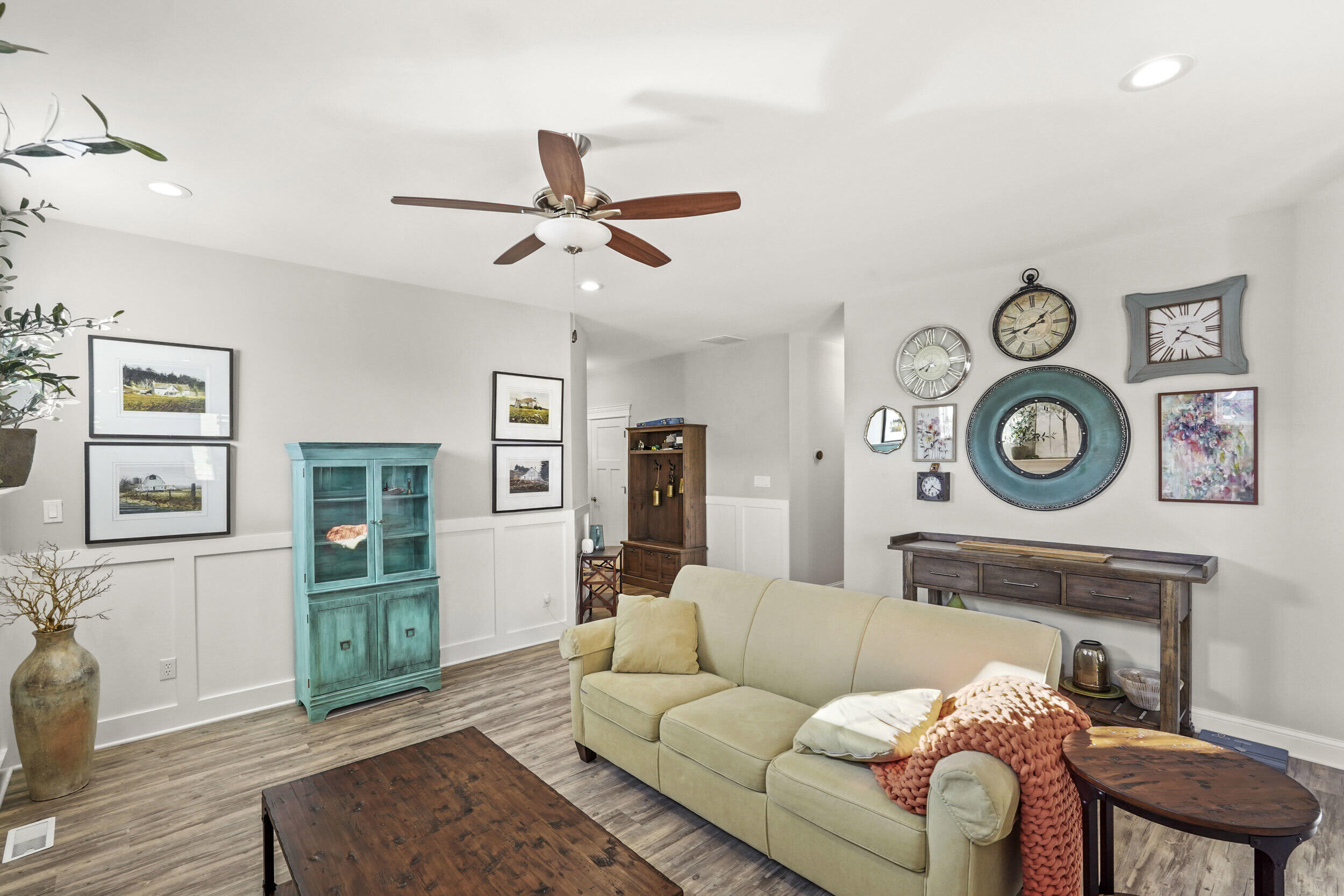 802 Hayfield Drive Crown Point, IN 46307 - Photo 17 of 21 2500x1667