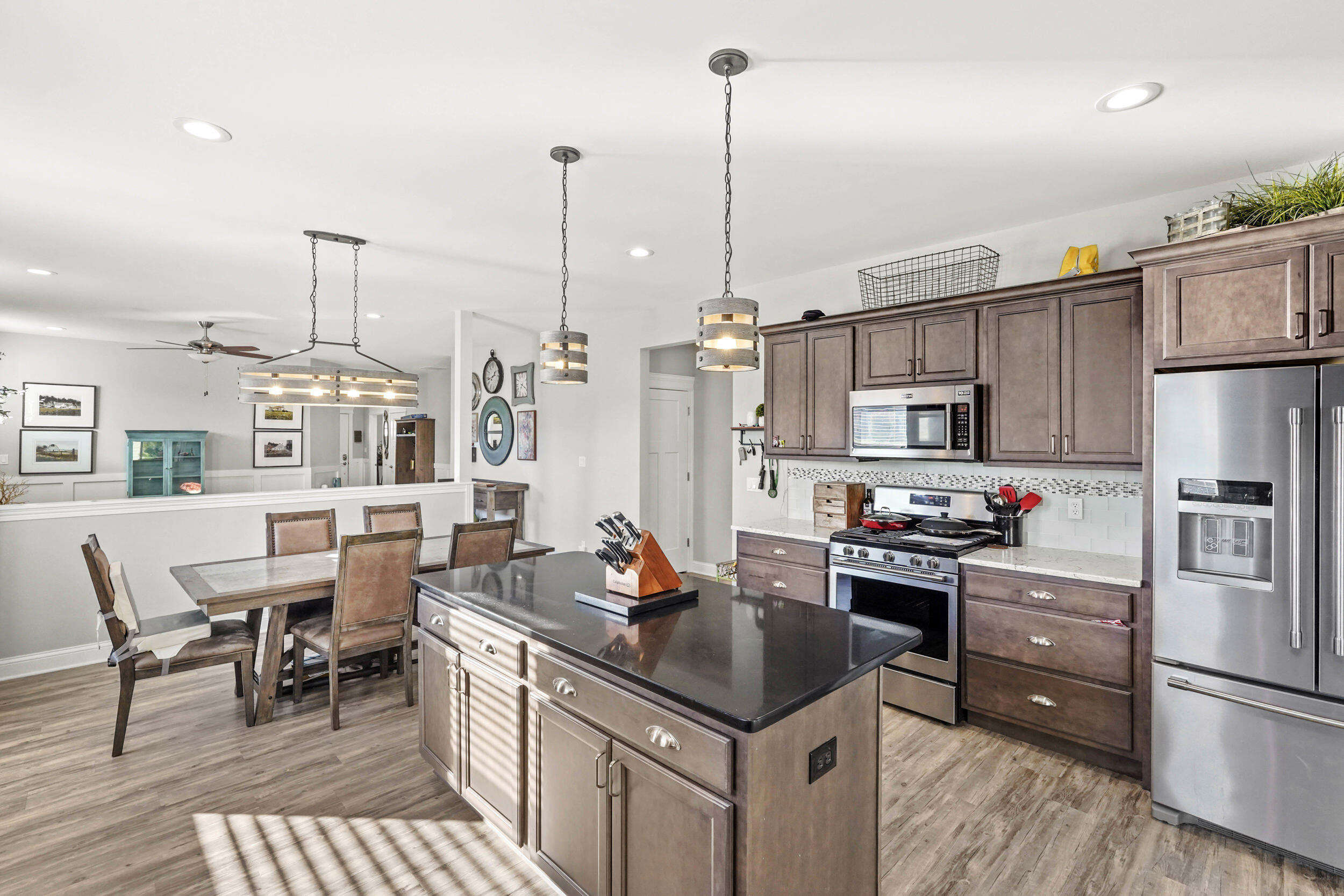 802 Hayfield Drive Crown Point, IN 46307 - Photo 5 of 21 2500x1667