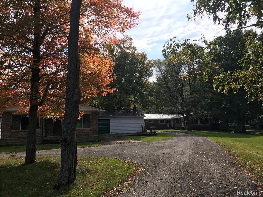 71 Columbiaville Road Columbiaville, MI 48421 - Photo 4 of 25 2222.jpg