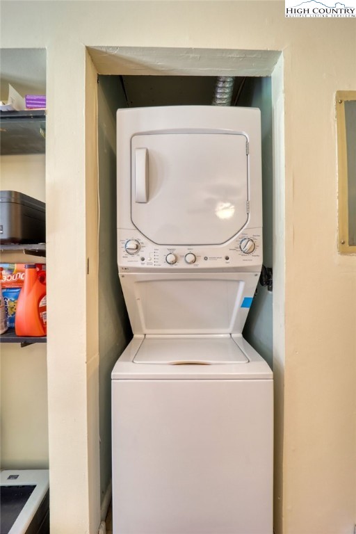 128 Zeb Street, Unit A106 Boone, NC 28607 - Photo 7 of 22 a utility room with dryer and washer
