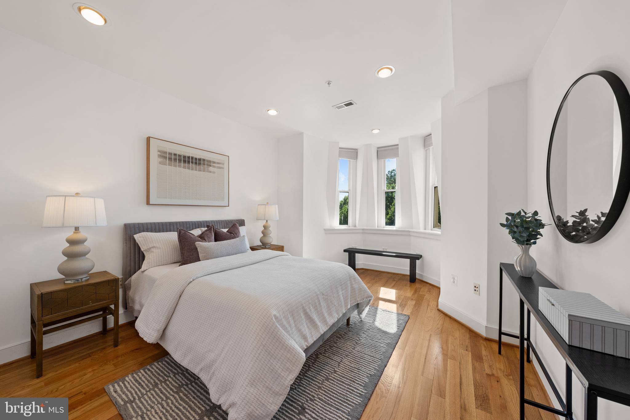 19 Logan Circle Northwest, Unit 300 Washington, DC 20005 - Photo 13 of 24