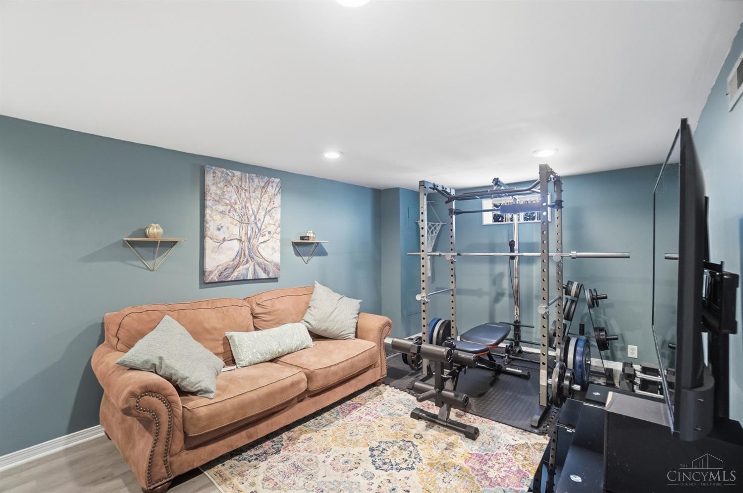 5450 Lawrence Road Cincinnati, OH 45248 - Photo 35 of 51