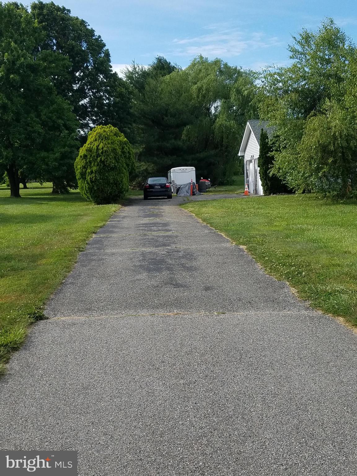 43 Cole Road Townsend, DE 19734 - Photo 3 of 17 Driveway